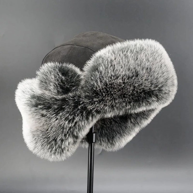 Elegáns hő: ushanka ember motorháztető